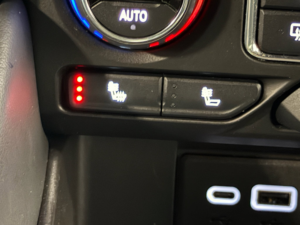 Used 2021 Chevrolet Tahoe RST w/ Luxury Package image 26