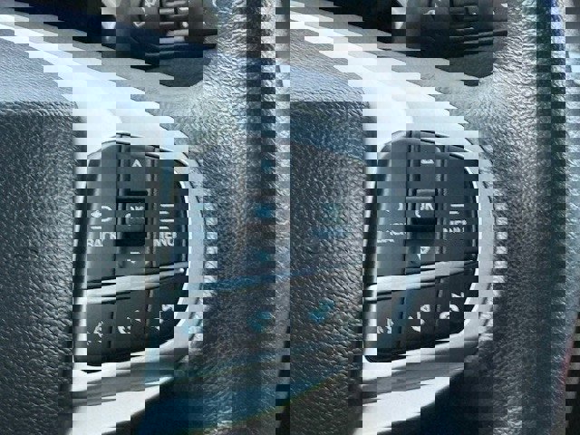 Certified 2023 Ford Explorer XLT image 32