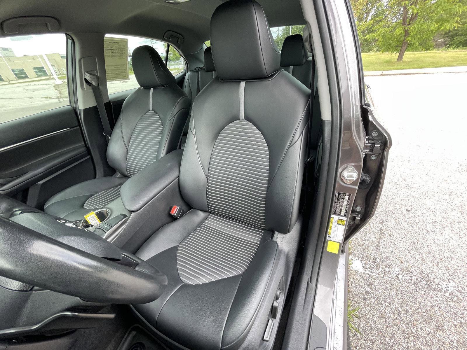 Used 2023 Toyota Camry SE w/ Convenience Package FWD image 18