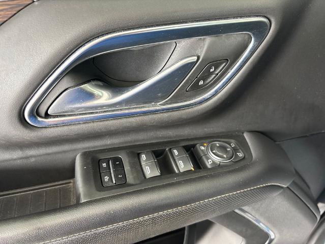 Used 2022 Chevrolet Suburban Premier AWD/4WD image 20