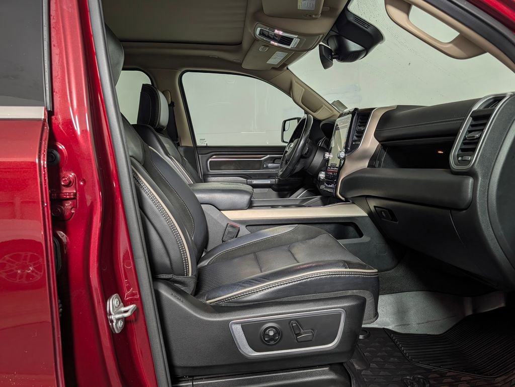 Used 2021 RAM 1500 Laramie AWD/4WD image 10