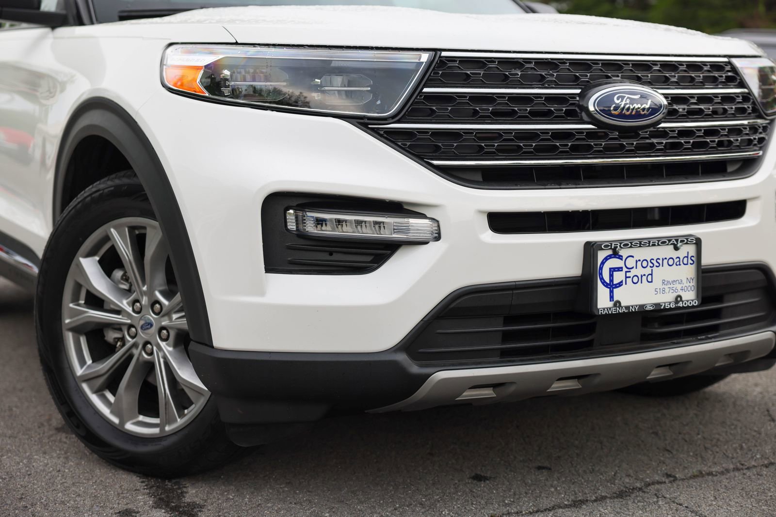 Certified 2023 Ford Explorer XLT w/ Equipment Group 202A AWD/4WD image 35