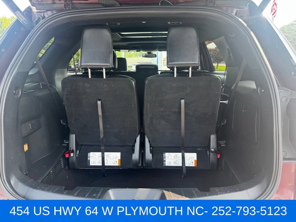 Certified 2018 Ford Explorer XLT w/ Equipment Group 202A AWD/4WD image 13