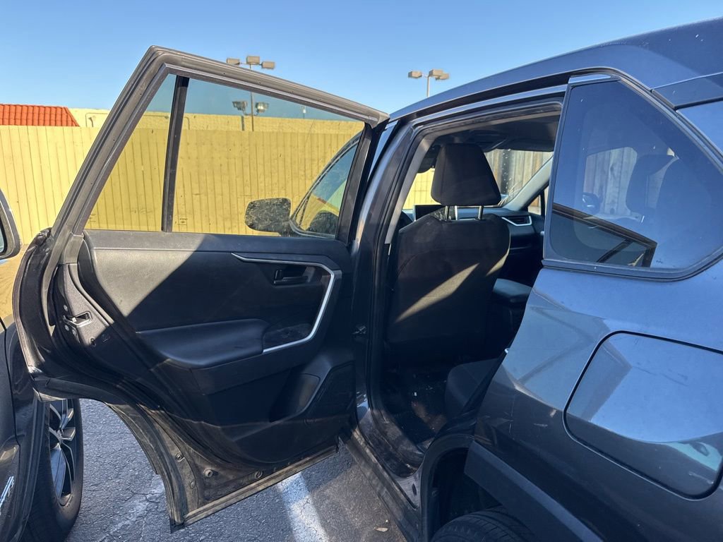 Used 2023 Toyota RAV4 LE image 15