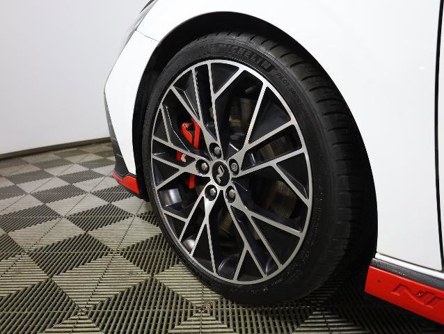 Used 2023 Hyundai Elantra N image 35