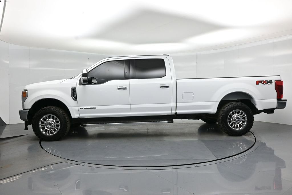 Certified 2022 Ford F250 XLT w/ XLT Premium Package AWD/4WD image 25