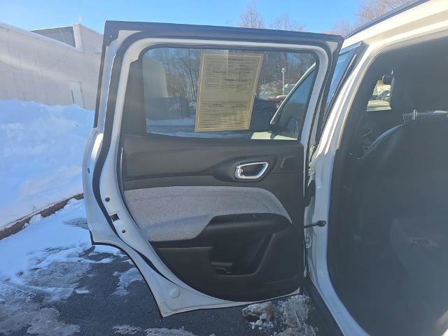 Used 2023 Jeep Compass Latitude w/ Sun and Sound Group image 21