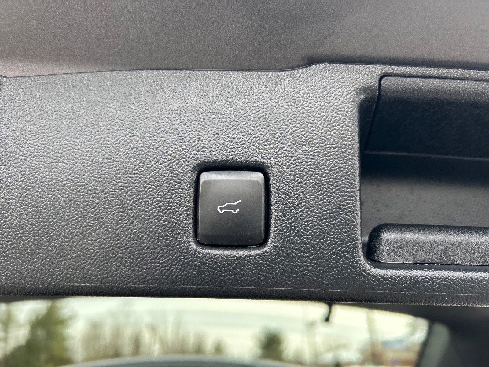 Certified 2023 Ford Escape Platinum w/ Premium Technology Package image 15