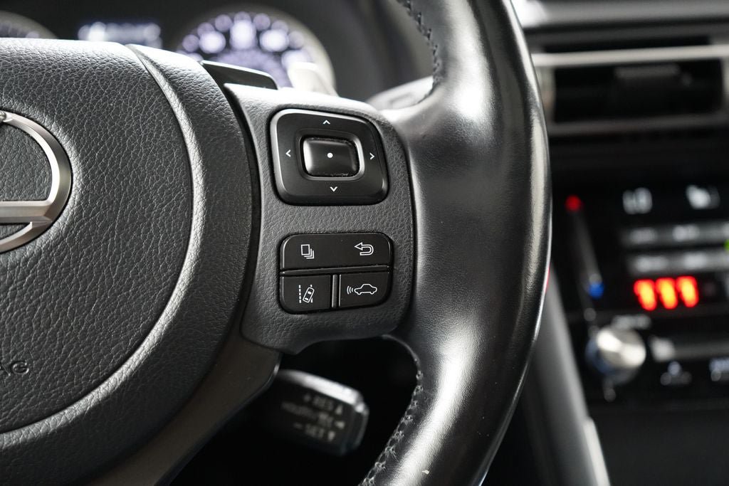 Used 2022 Lexus IS 300 AWD w/ Premium Package image 17
