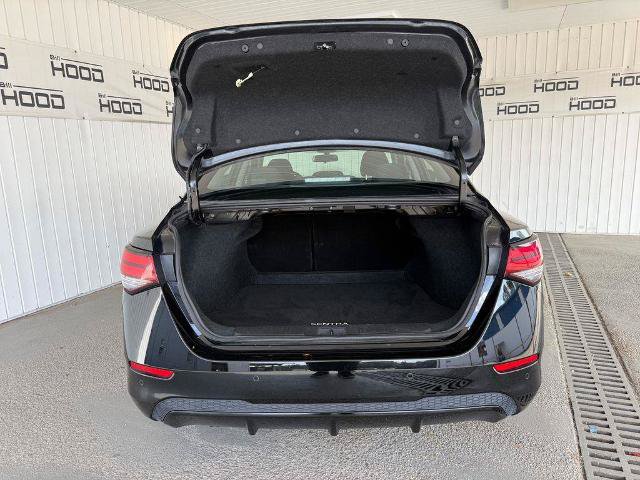 Used 2024 Nissan Sentra SV FWD image 31