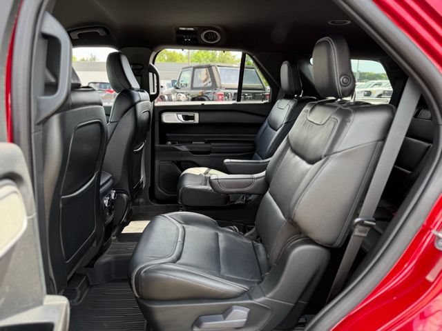 Certified 2020 Ford Explorer ST w/ Premium Technology Package AWD/4WD image 14
