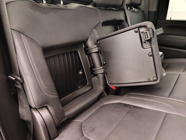 Used 2022 GMC Sierra 2500 SLT w/ SLT Preferred Package AWD/4WD image 34