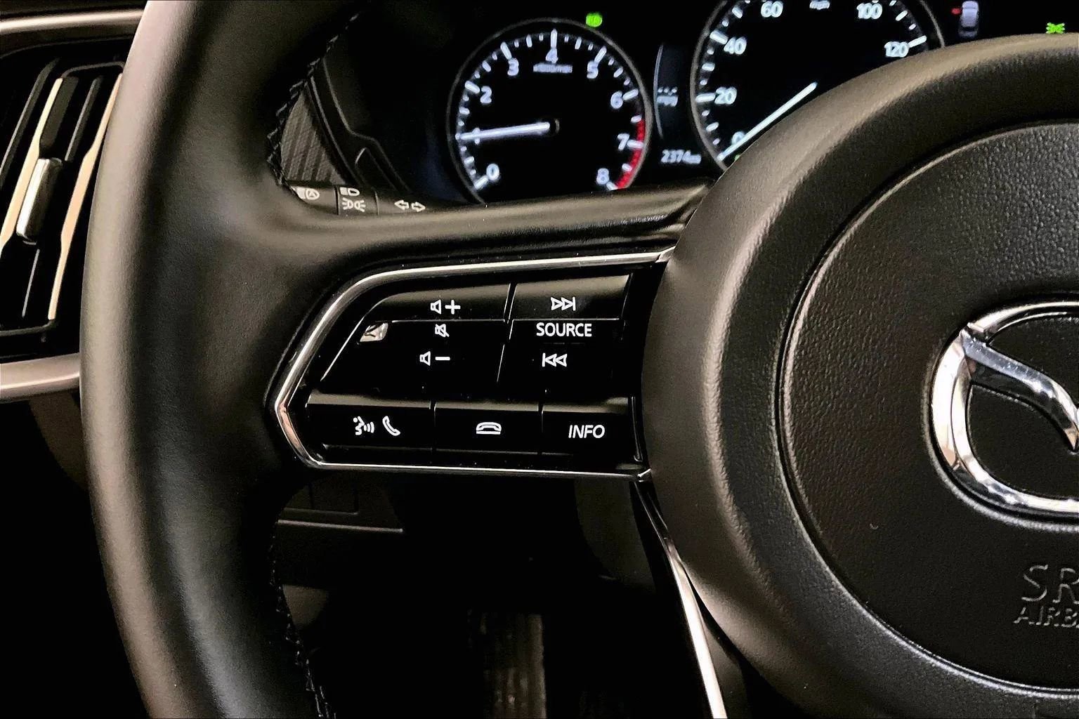 Used 2026 MAZDA CX-90 3.3 Turbo w/ Select Package image 17