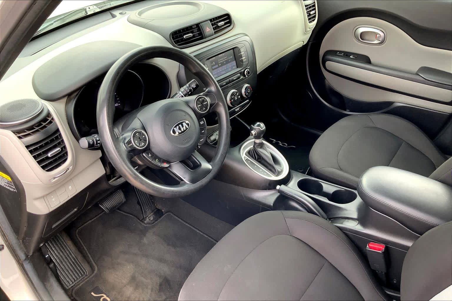 Used 2017 Kia Soul w/ Convenience Package FWD image 18
