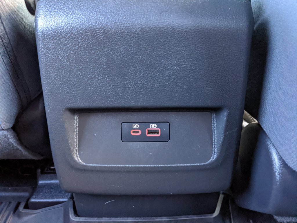 Used 2024 Nissan Frontier SV w/ Technology Package AWD/4WD image 17