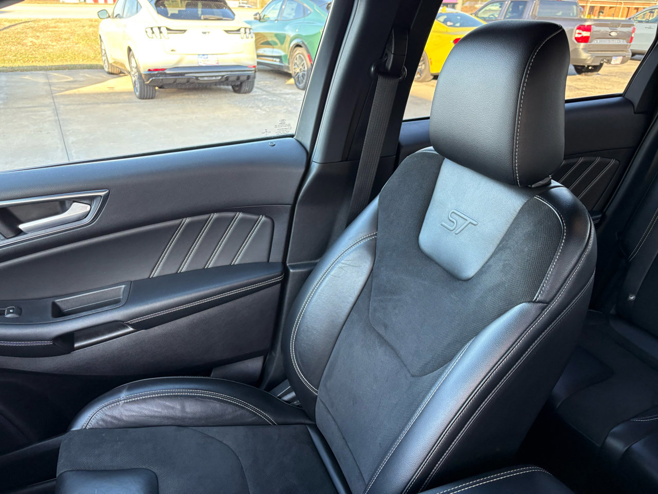 Certified 2021 Ford Edge ST image 25