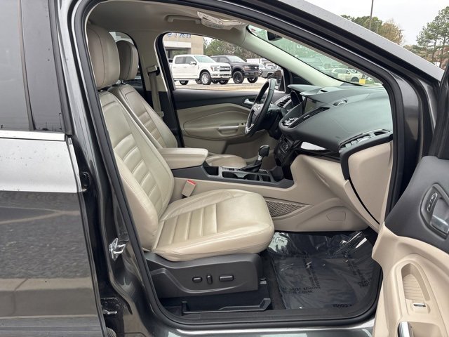 Certified 2017 Ford Escape Titanium w/ Equipment Group 301A image 21