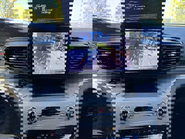 Certified 2023 Ford Explorer XLT image 10