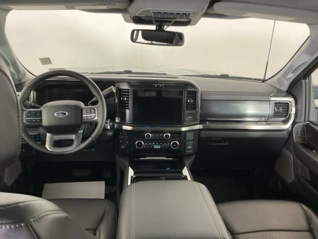 Certified 2025 Ford F450 Lariat w/ FX4 Off-Road Package AWD/4WD image 28