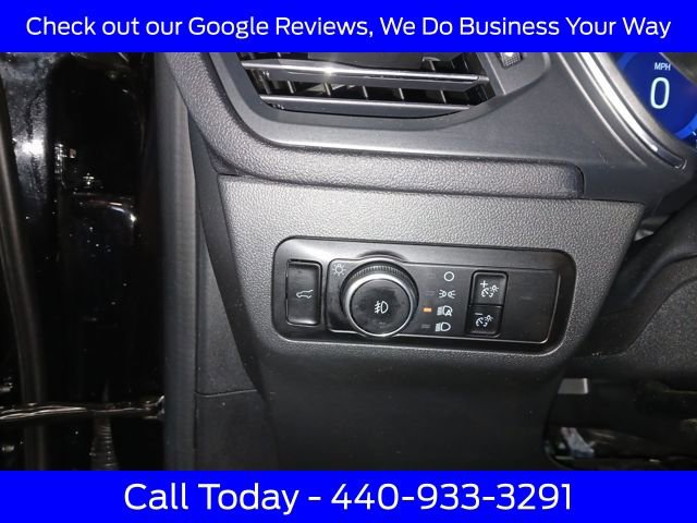 Certified 2022 Ford Escape Titanium w/ Class II Trailer Tow Package image 31