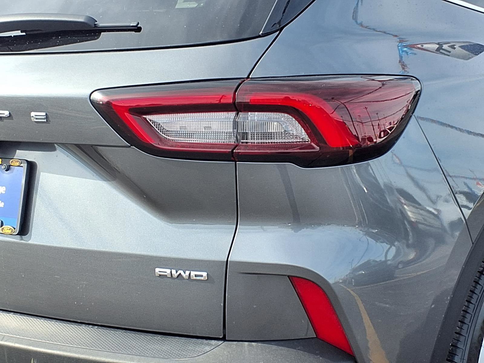 Certified 2023 Ford Escape Platinum image 26