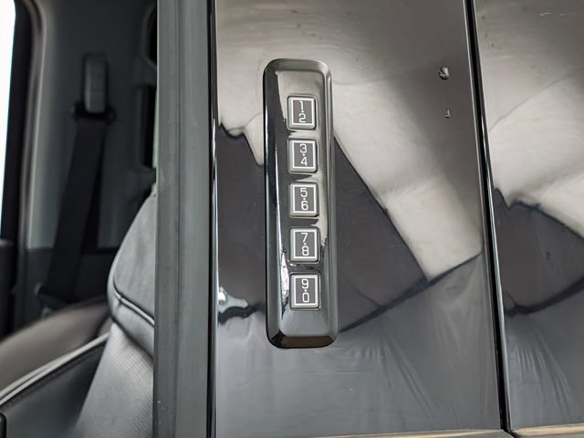 Certified 2024 Ford F250 Lariat w/ Lariat Ultimate Package AWD/4WD image 10
