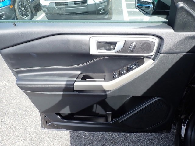 Certified 2023 Ford Explorer XLT image 20