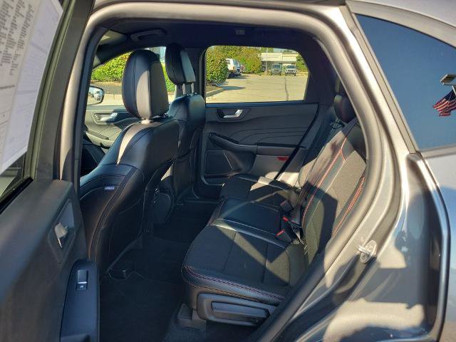 Certified 2025 Ford Escape ST-Line FWD image 9