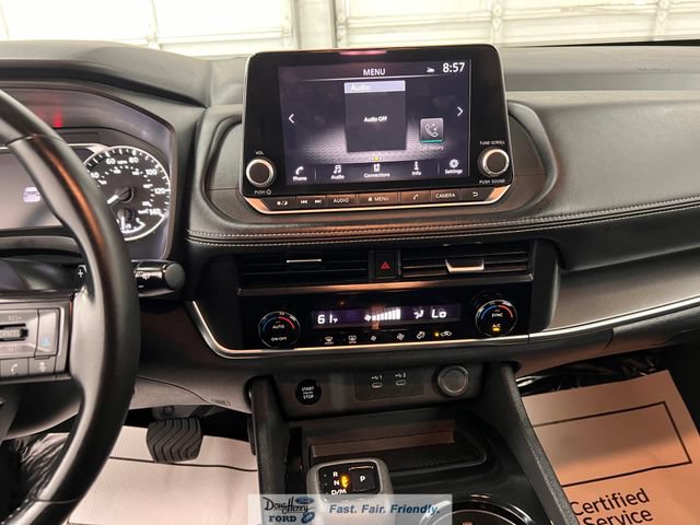 Used 2025 Nissan Rogue SV FWD image 40