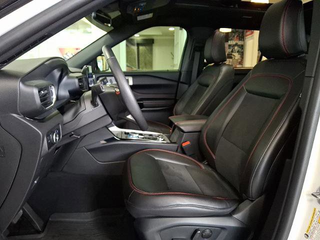 Certified 2023 Ford Explorer ST-Line w/ Class IV Trailer Tow Package image 12