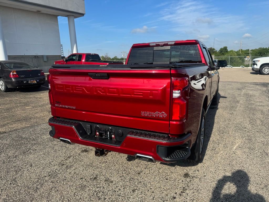 Used 2021 Chevrolet Silverado 1500 High Country w/ Technology Package AWD/4WD image 7