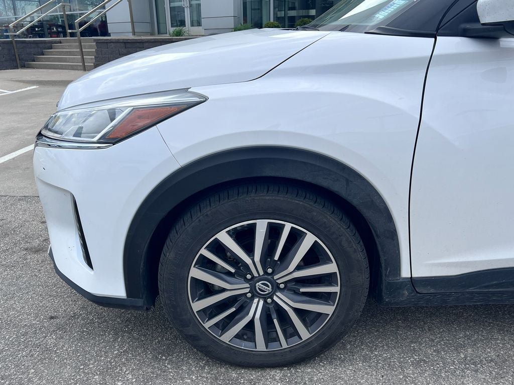 Used 2021 Nissan Kicks SV FWD image 28