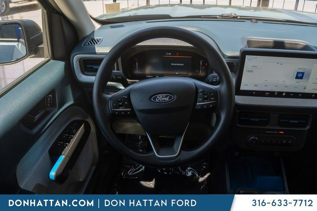 Certified 2025 Ford Maverick XLT FWD image 6