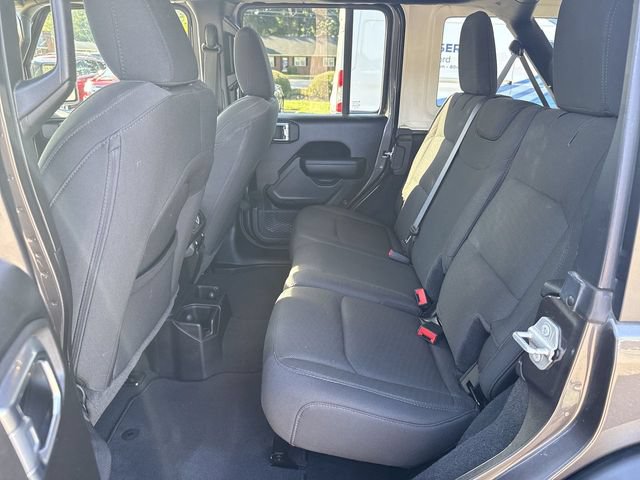 Used 2023 Jeep Wrangler Unlimited Sport AWD/4WD image 23