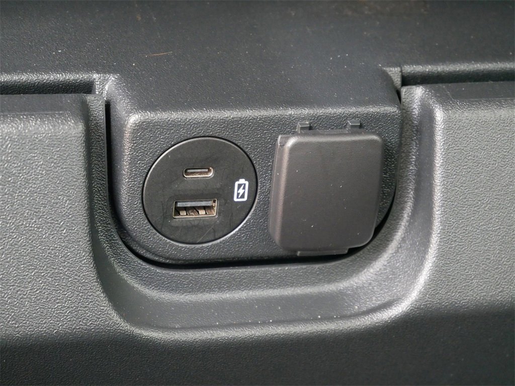 Certified 2022 Ford F150 Lariat w/ Trailer Tow Package image 14