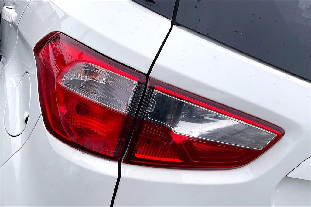 Certified 2019 Ford EcoSport SE w/ SE Convenience Package image 28