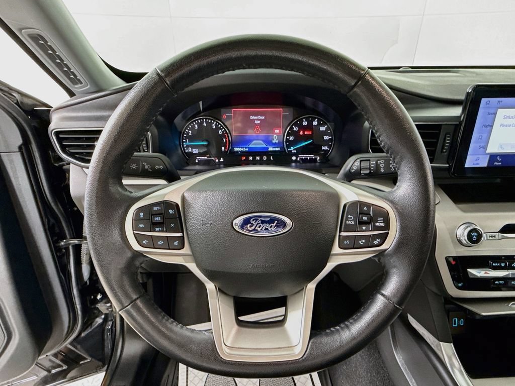 Certified 2023 Ford Explorer XLT w/ Equipment Group 202A AWD/4WD image 11