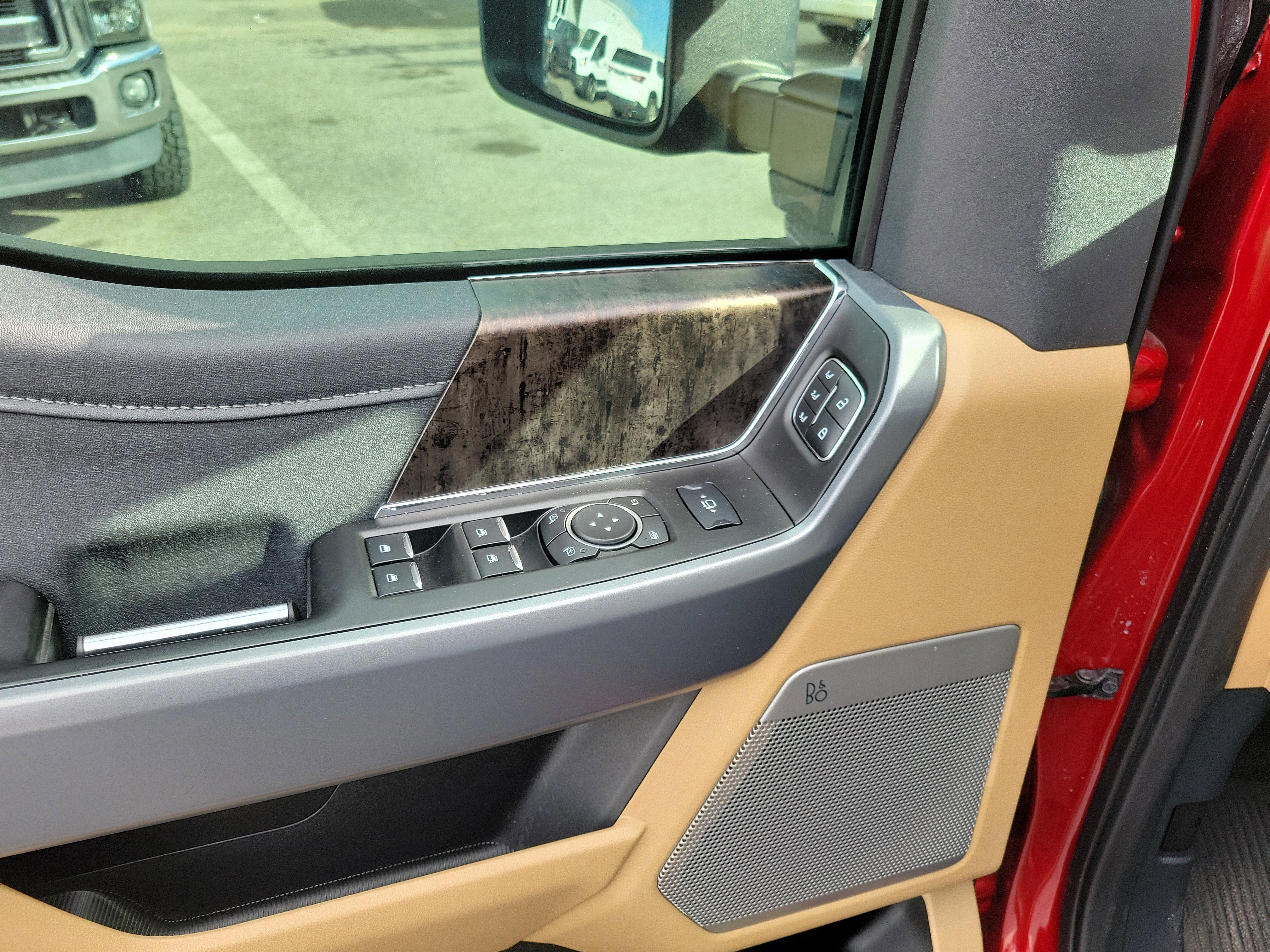 Certified 2024 Ford F250 Lariat w/ Sport Appearance Package image 6