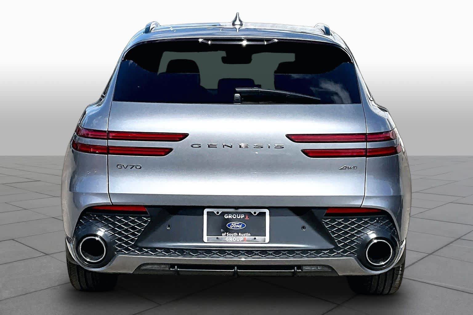 Used 2024 Genesis GV70 2.5T w/ Sport Prestige Package AWD/4WD image 5