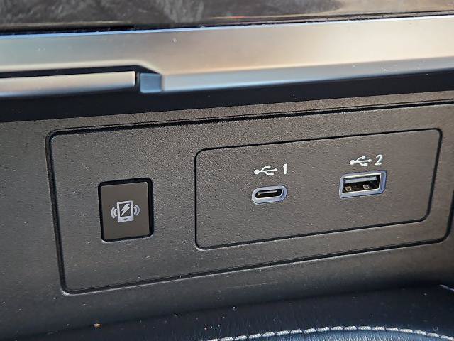 Used 2024 Nissan Armada Platinum w/ Captain's Chairs Package AWD/4WD image 12
