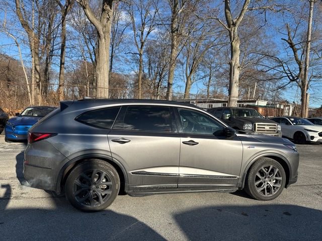 Used 2023 Acura MDX A-Spec image 9