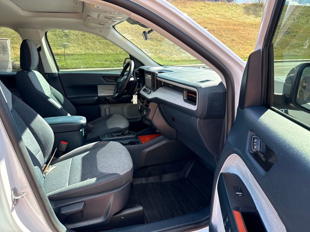 Certified 2024 Ford Maverick XLT w/ XLT Luxury Package image 8