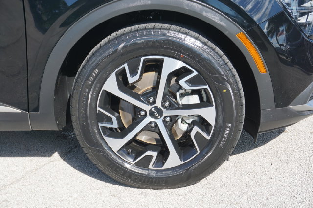 Used 2025 Kia Sportage EX w/ Premium Package FWD image 33