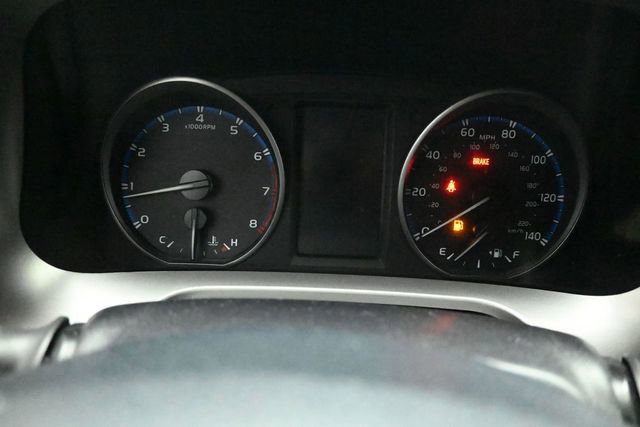 Used 2018 Toyota RAV4 LE w/ All Weather Liner Package AWD/4WD image 28