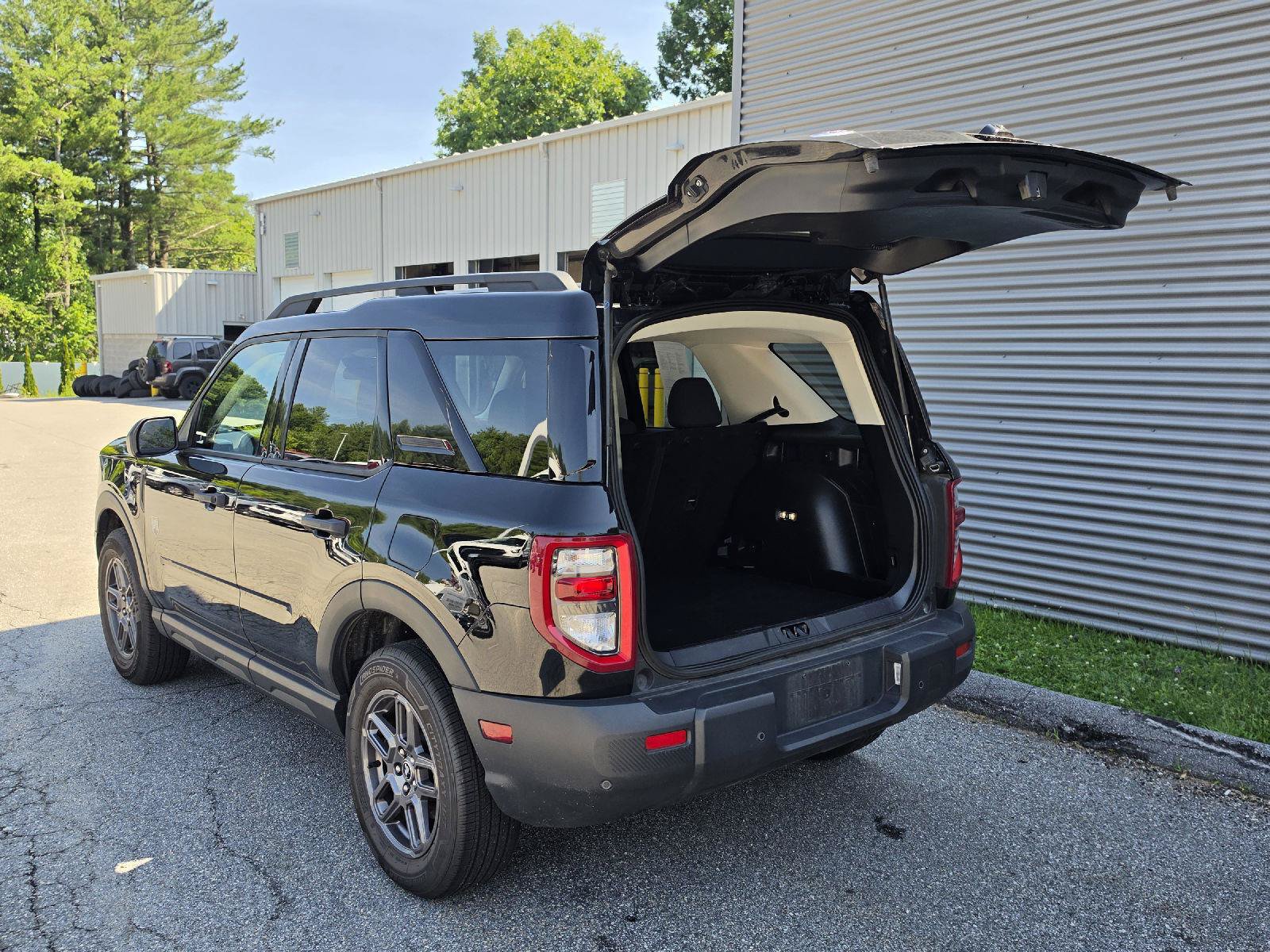 Certified 2025 Ford Bronco Sport Big Bend AWD/4WD image 8