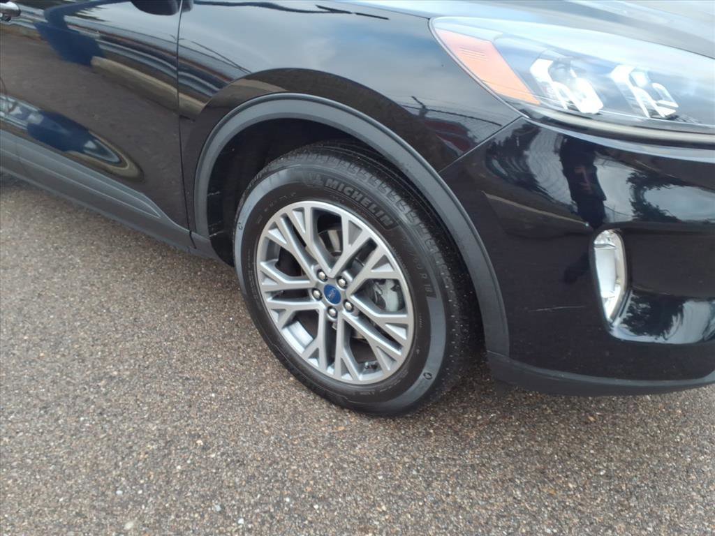 Certified 2022 Ford Escape SEL image 8