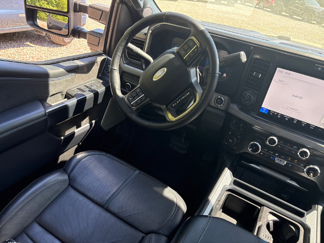Certified 2025 Ford F350 Platinum AWD/4WD image 24