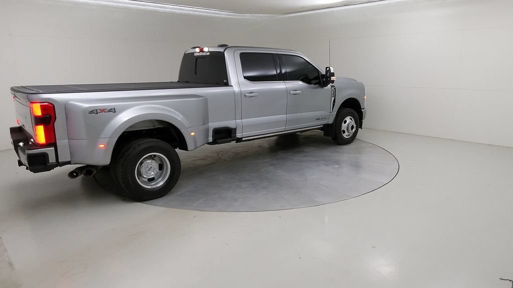 Certified 2024 Ford F350 Platinum AWD/4WD image 7
