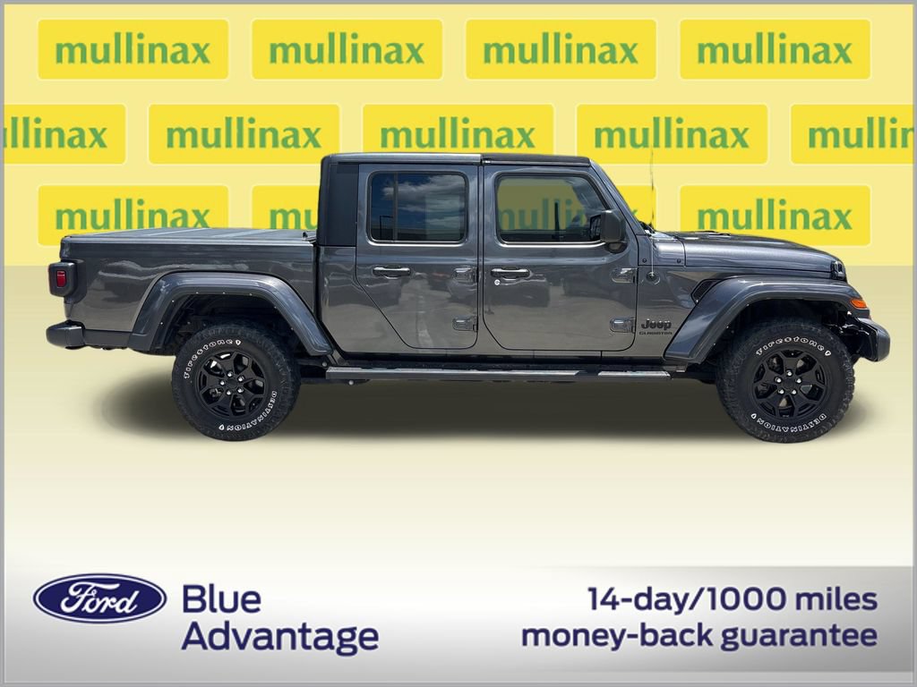 Used 2022 Jeep Gladiator Sport AWD/4WD image 2