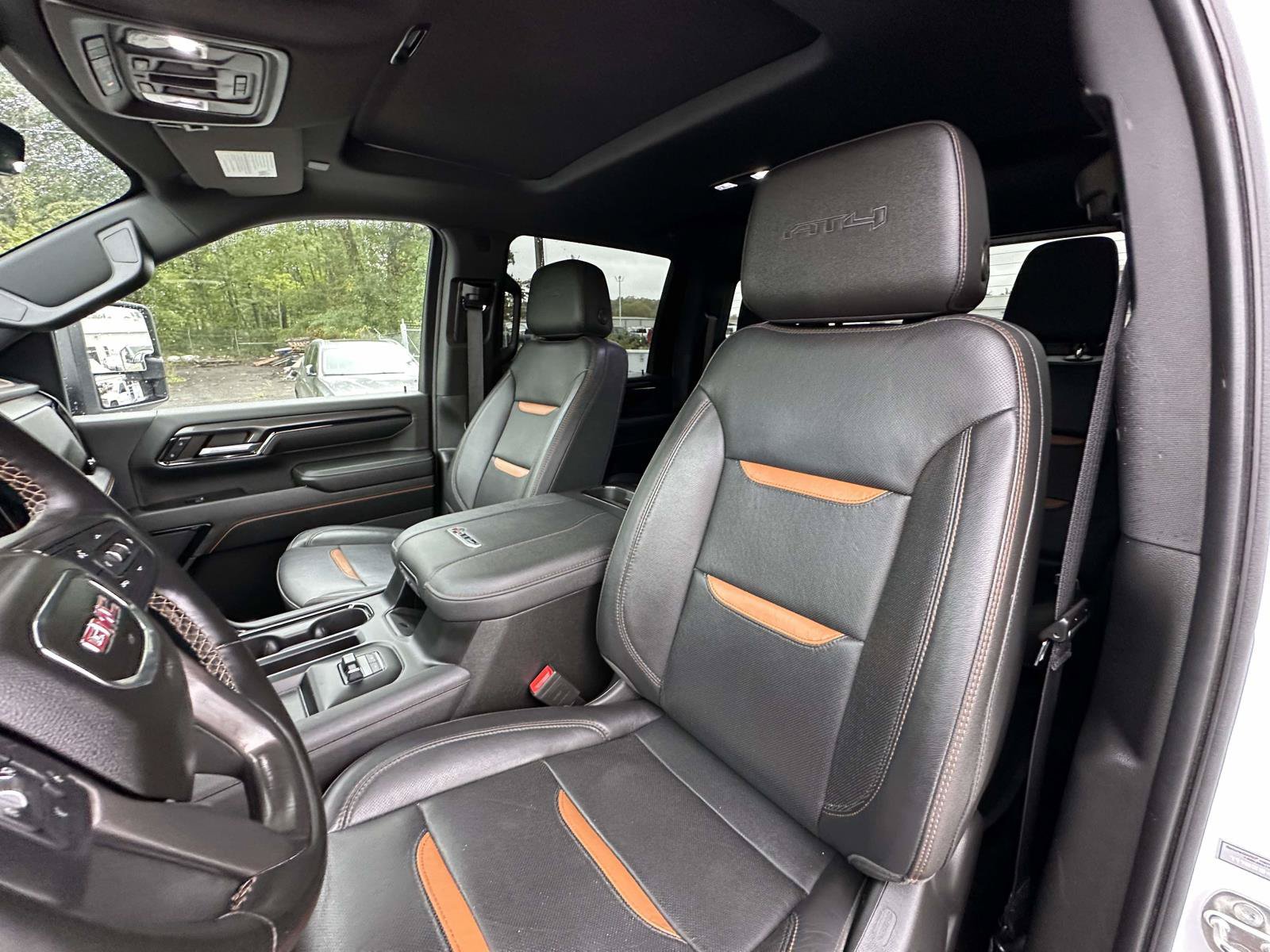 Used 2024 GMC Sierra 2500 AT4 w/ AT4 Premium Plus Package AWD/4WD image 22